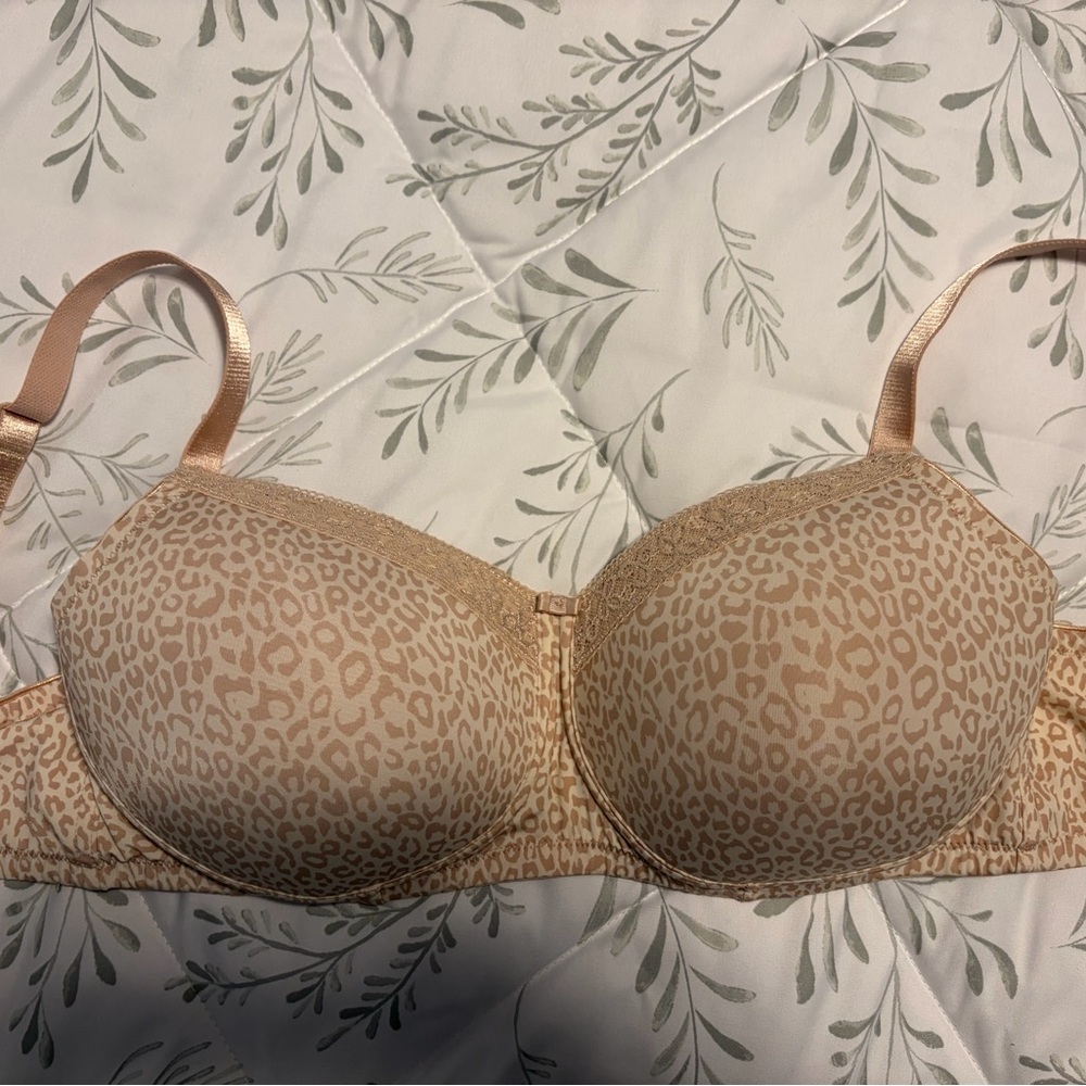 Leopard Print T-Shirt Bra in Light Tan